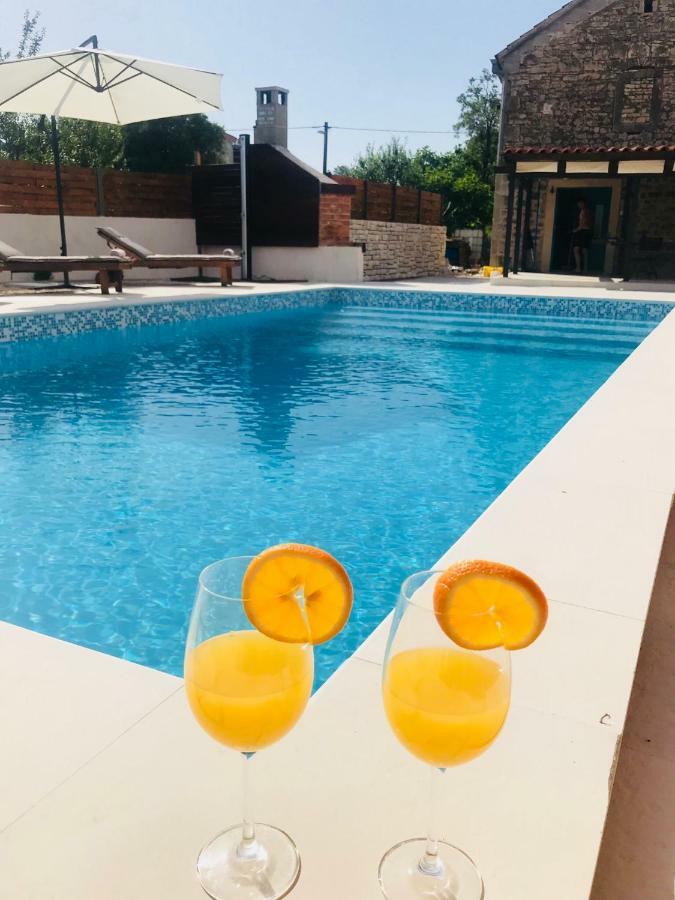 Apartments Malic Apartment Pridraga