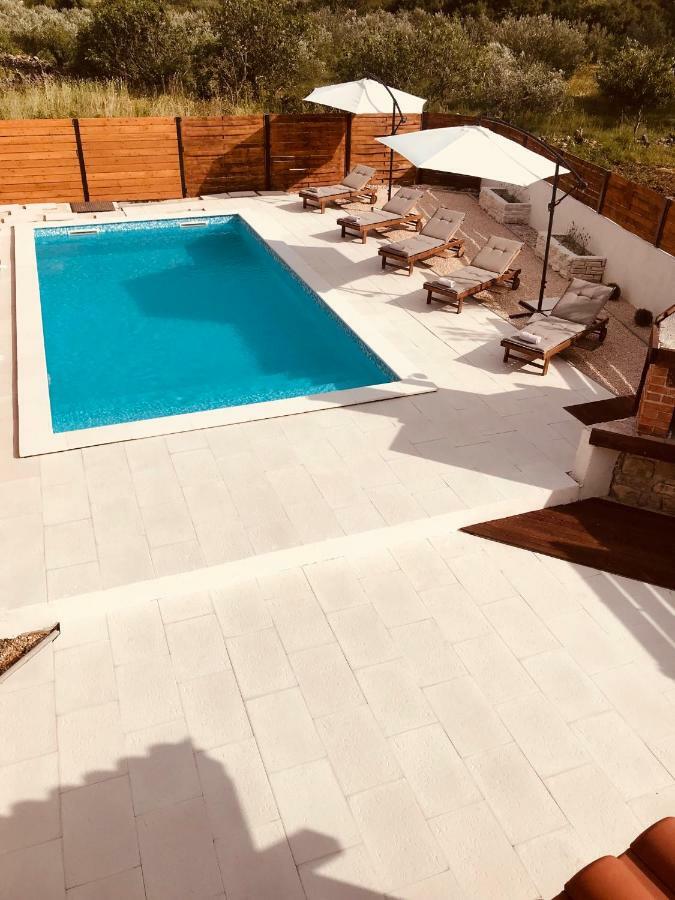 Apartment Apartments Malic Pridraga